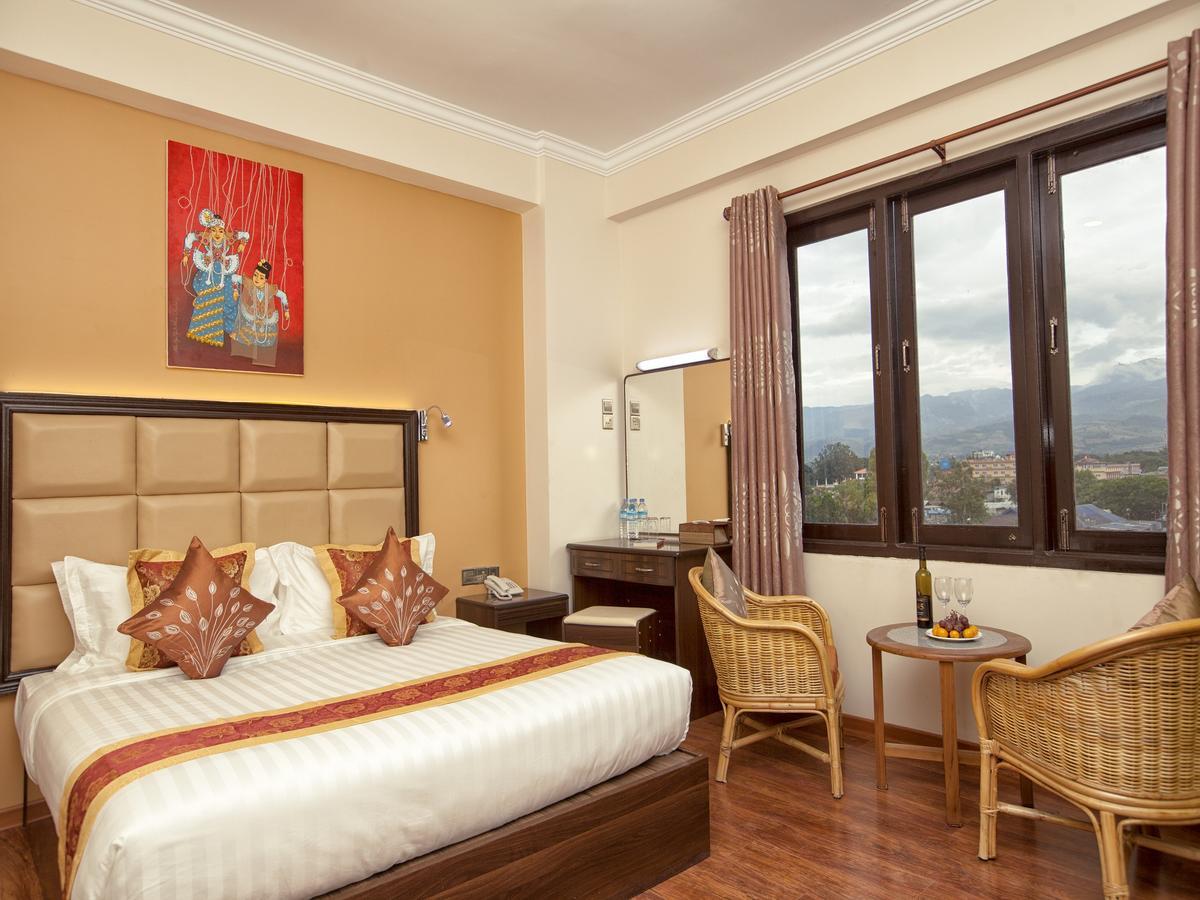 ניאונגשווה The Hotel Emperor-Inle מראה חיצוני תמונה